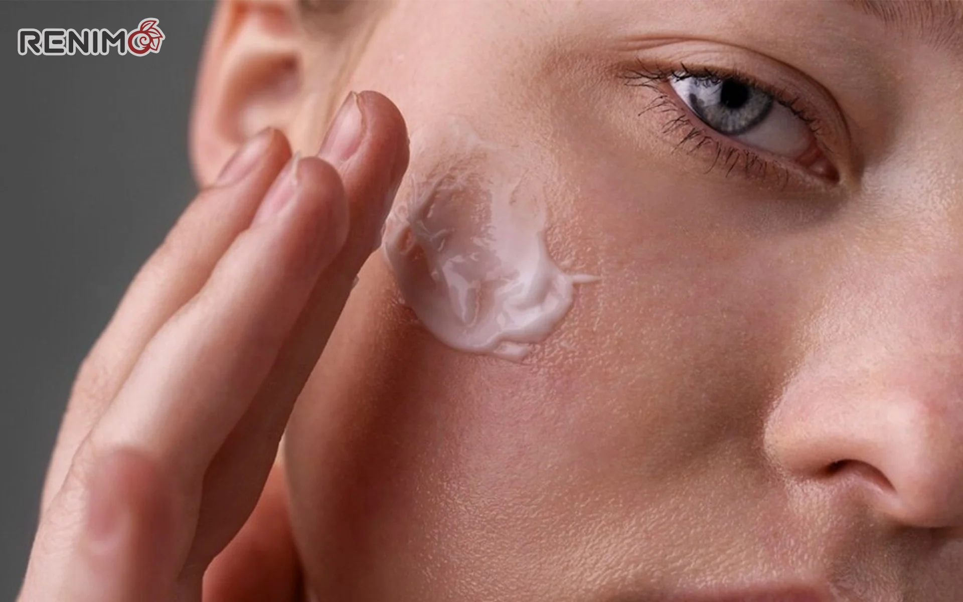 راهکارهایی برای جلوگیری از سوزش پوست بعد از مصرف آبرسان