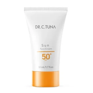 کرم ضد آفتاب +SPF50 فارماسی Dr.C.Tuna بی رنگ